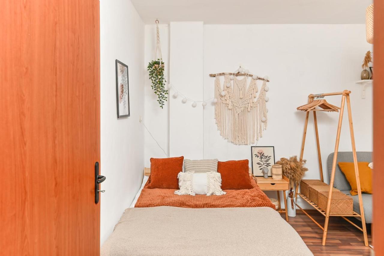 Cosy&Art 1Bd Apartment Next To Slaveykov Square Sofia Exterior foto